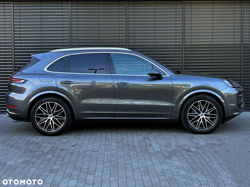 Porsche Cayenne - 5