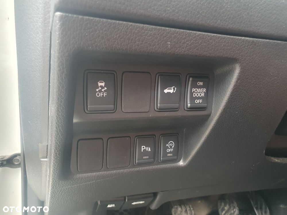 Nissan X-Trail 1.6 DIG-T N-Connecta 2WD - 7