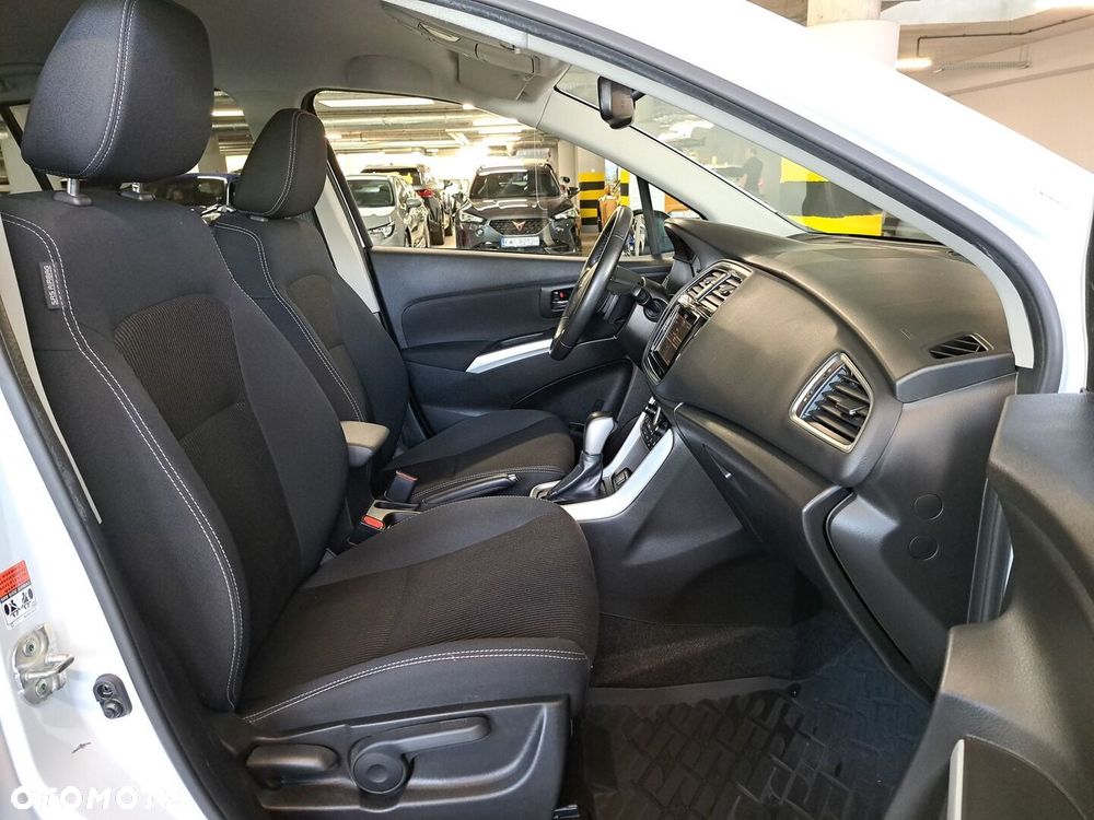 Suzuki SX4 S-Cross - 12