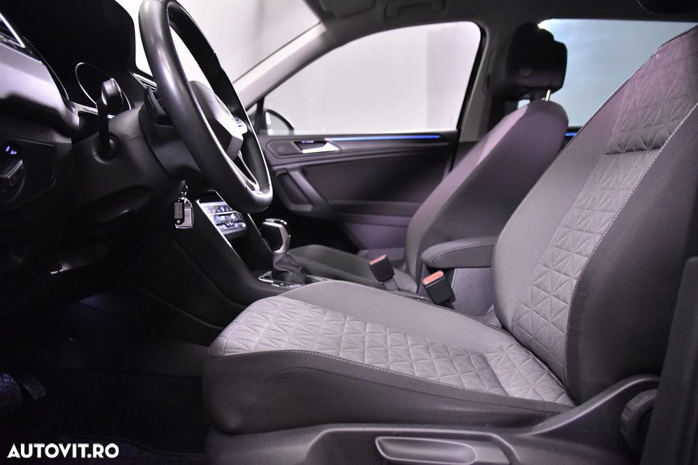 Volkswagen Tiguan - 24