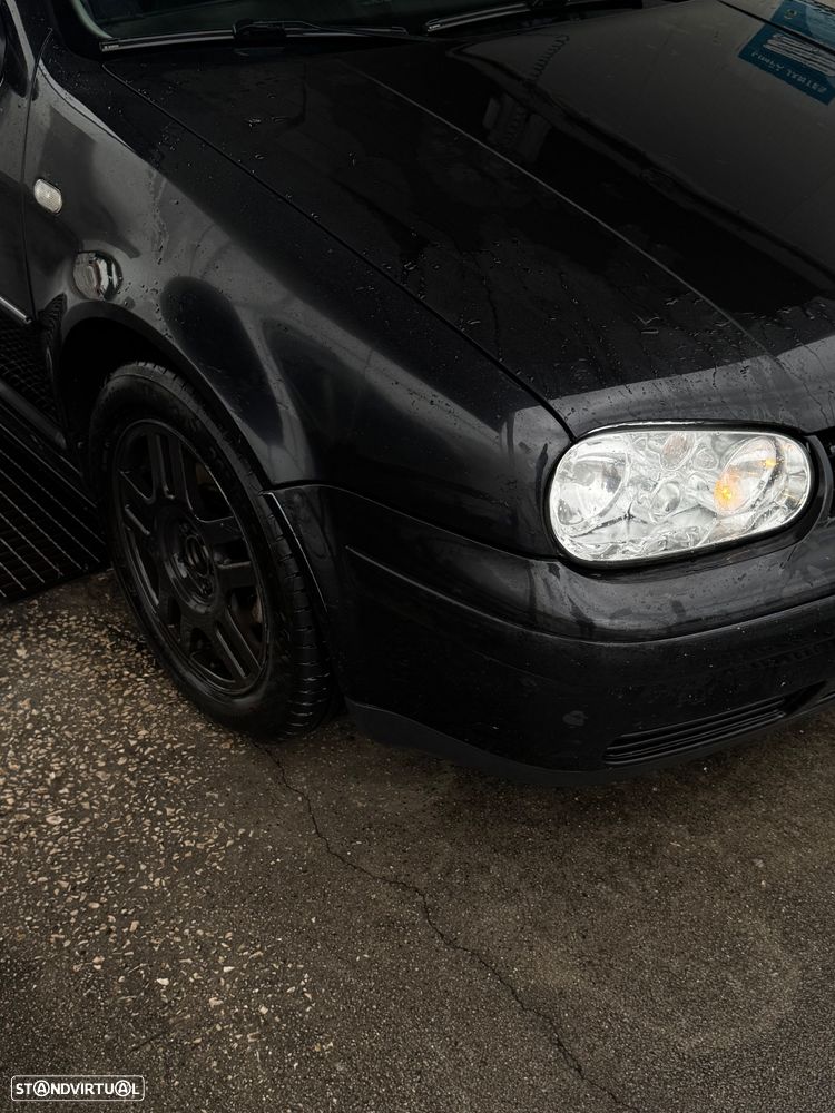 VW Golf 1.9 TDi Highline - 4