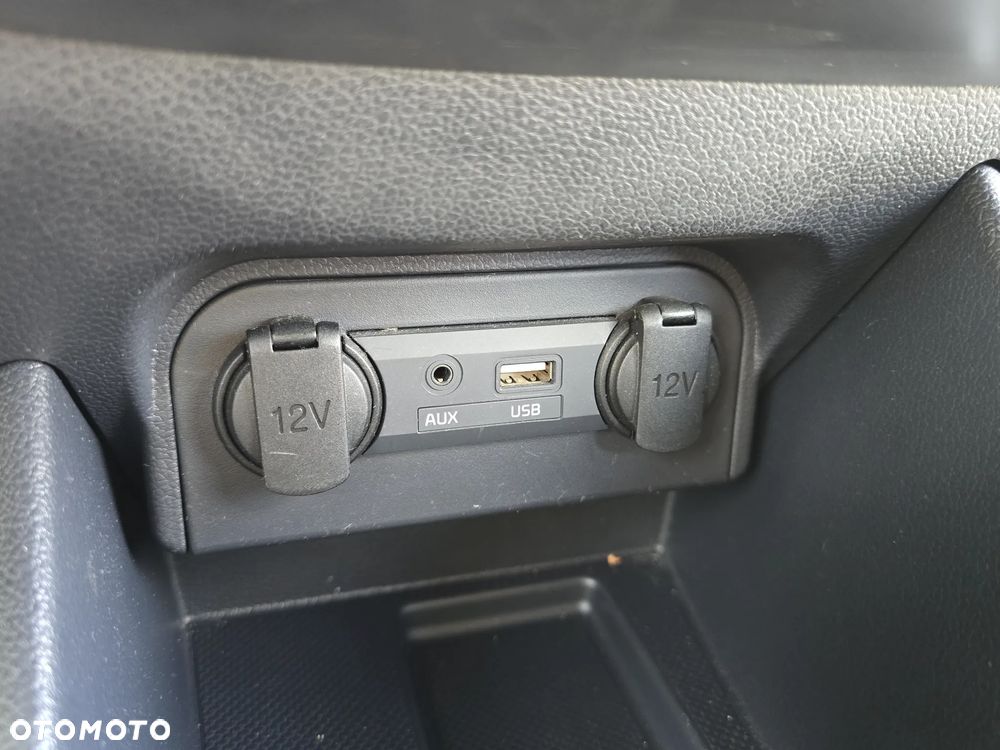 Kia Rio 1.2 L - 26