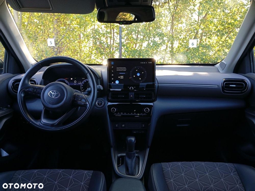 Toyota Yaris Cross - 13