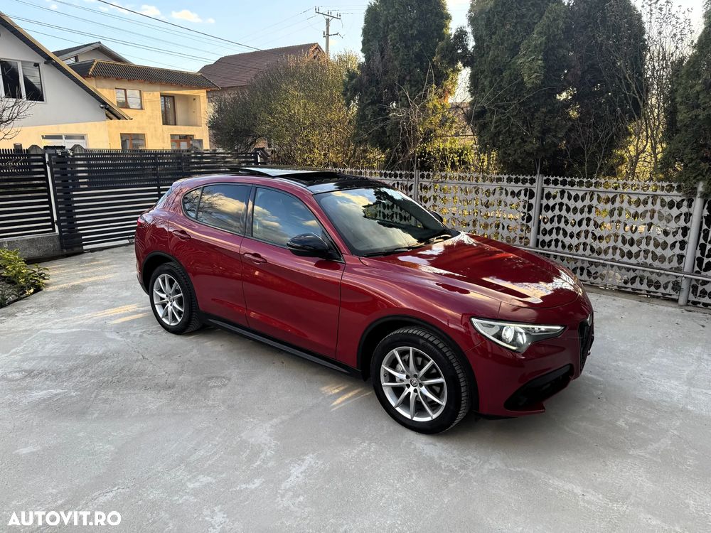 Alfa Romeo Stelvio 2.2 16V AT8 Q4 Lusso Ti - 2