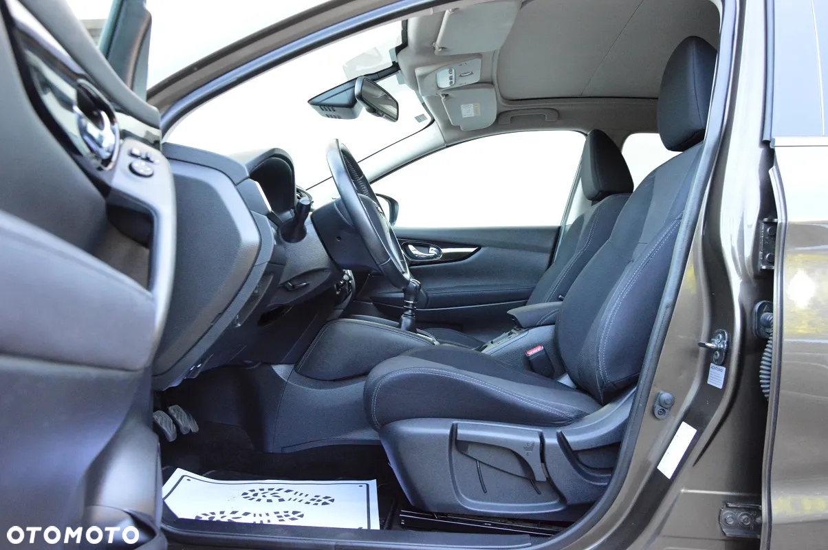 Nissan Qashqai 1.6 DCi N-Connecta EU6 - 22