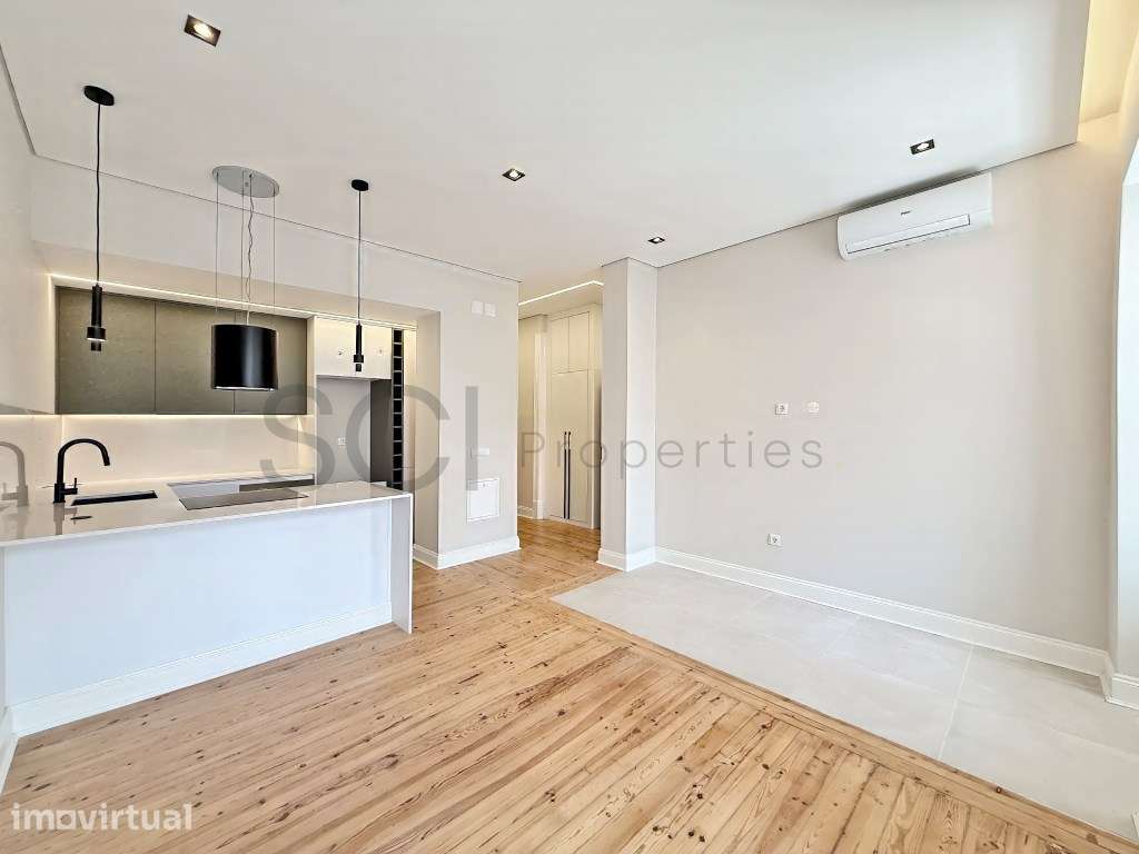 T3 Remodelado com 2 Suites e Logradouro | Entre a Alameda e o Areeiro - Grande imagem: 2/42
