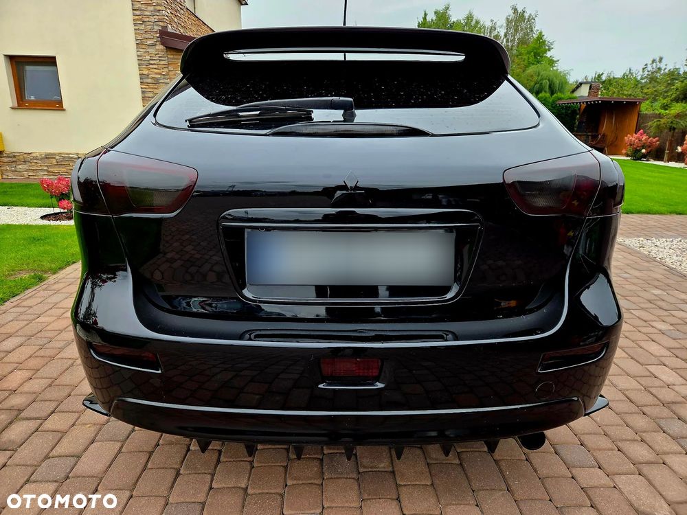 Mitsubishi Lancer - 10