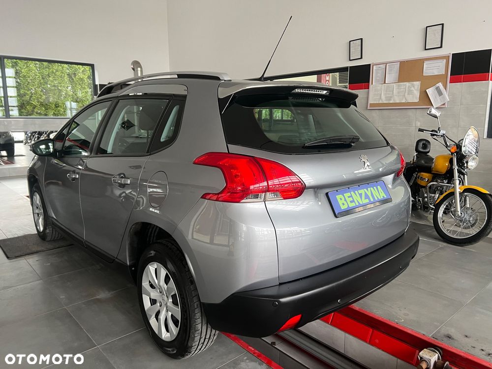 Peugeot 2008 PureTech 82 Allure - 5