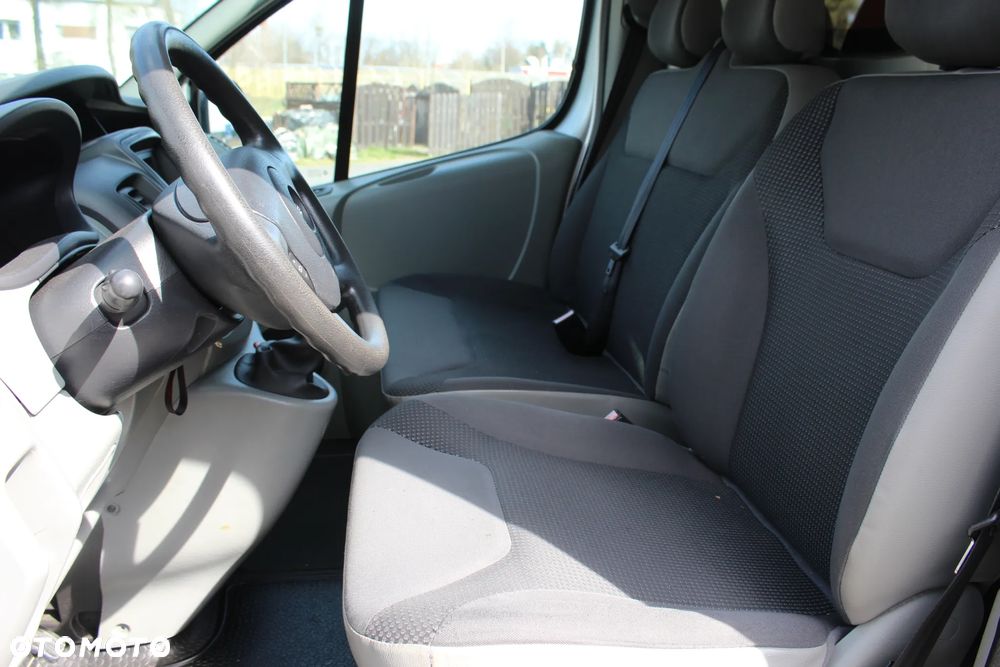 Opel Vivaro - 14