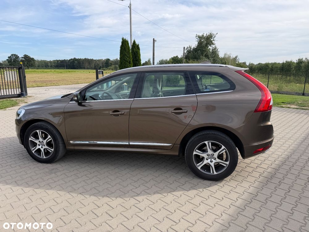Volvo XC 60 D4 AWD Summum - 8