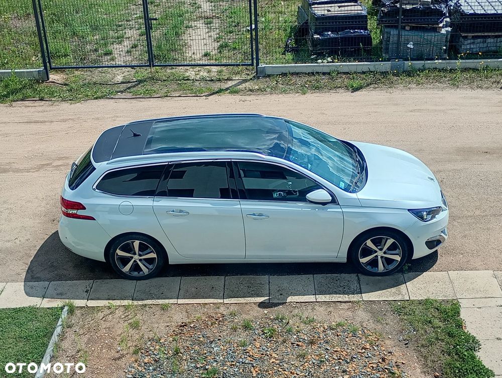 Peugeot 308 1.2 PureTech Allure S&S - 6