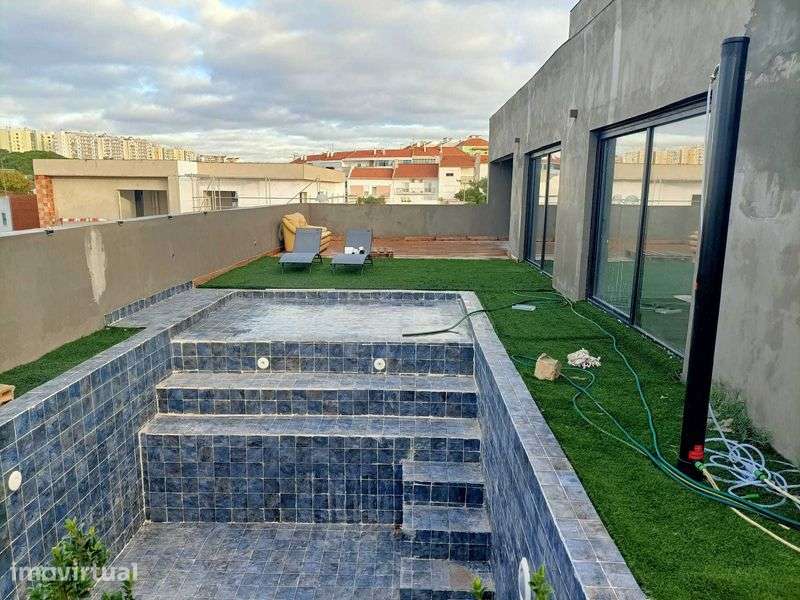 Vende-se Moradia - Grande imagem: 3/6