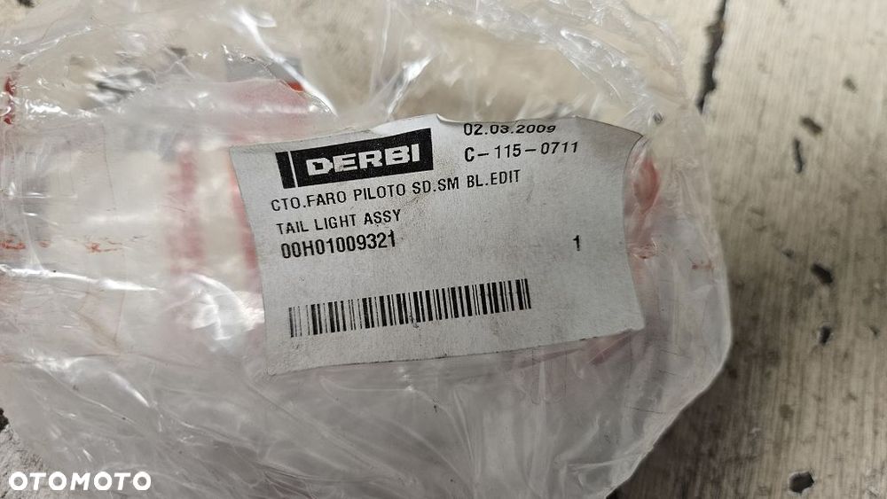 Lampa tył led Aprilia RX50 SX50 Derbi Senda  00H01009321 - 11