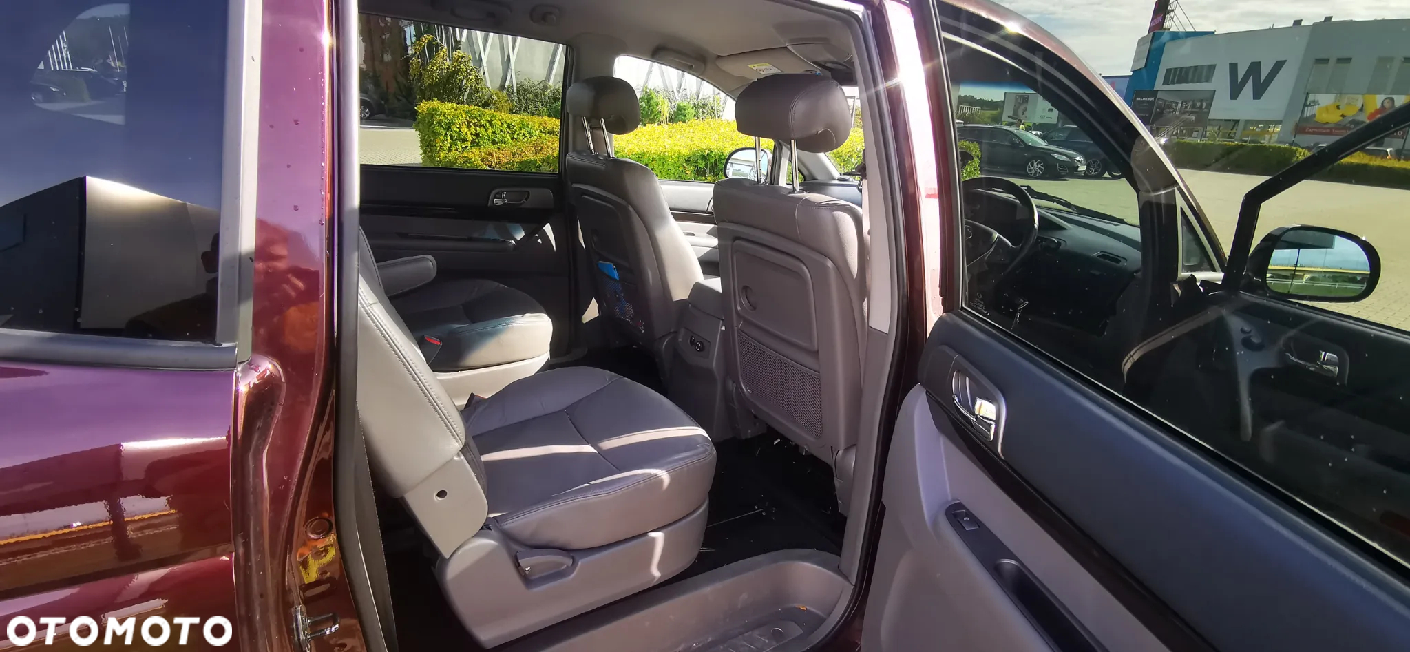SsangYong/KGM Rodius 2.2 D Turismo - 13