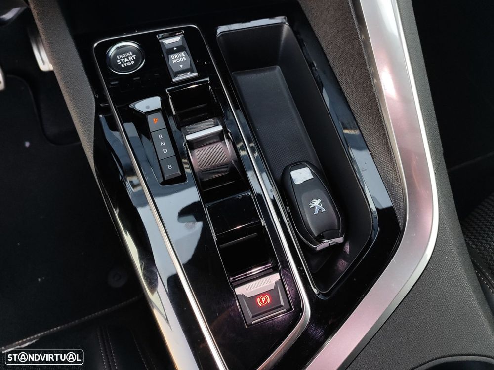 Peugeot 3008 1.6 Hybrid GT e-EAT8 - 12