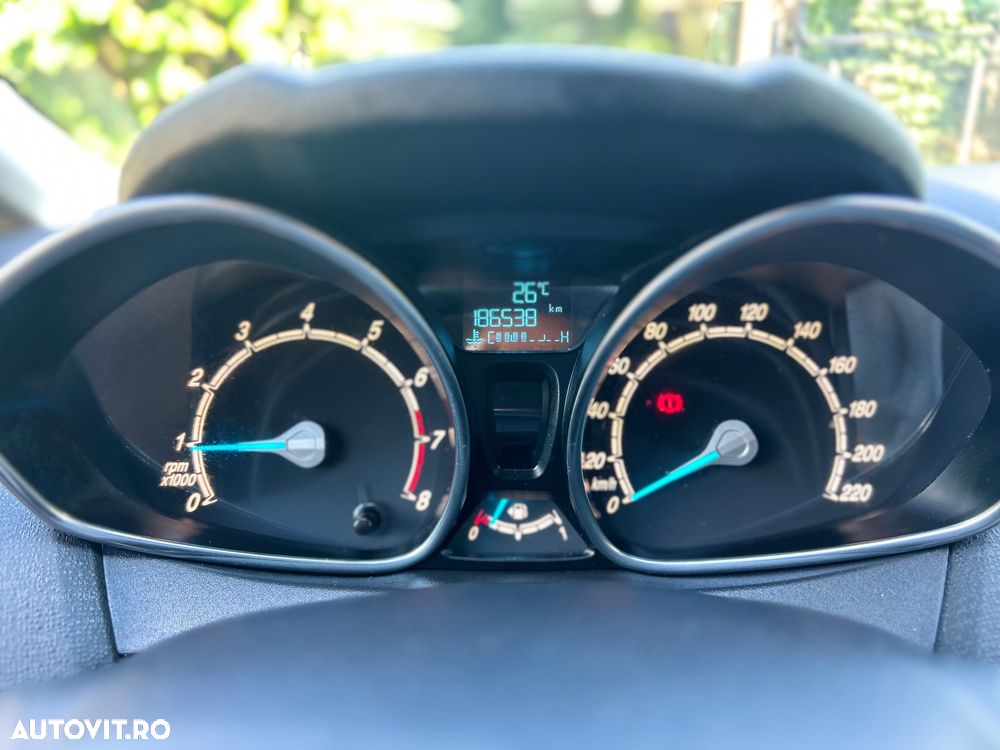 Ford Fiesta 1.0 Start Stop Titanium - 12