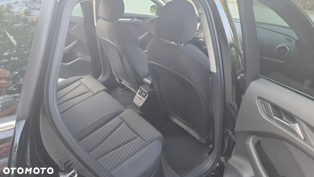 Audi A3 Sportback - 7