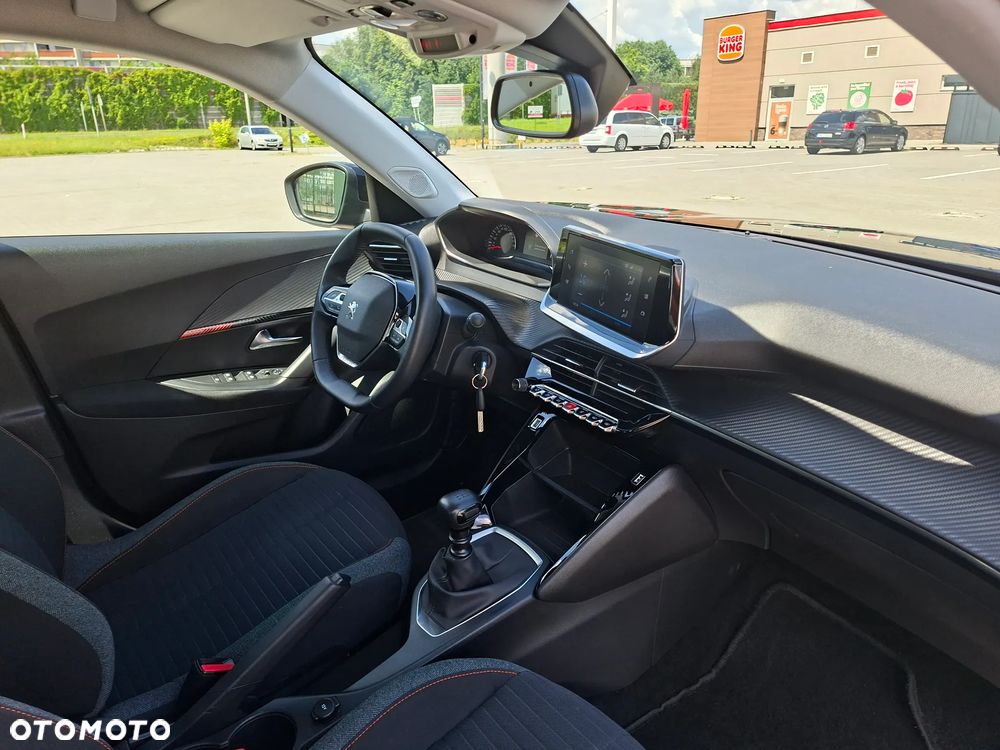 Peugeot 2008 - 6