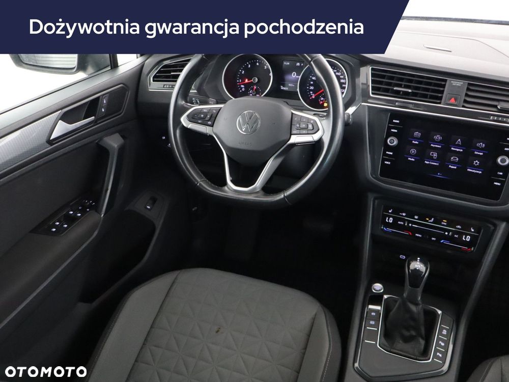 Volkswagen Tiguan - 9