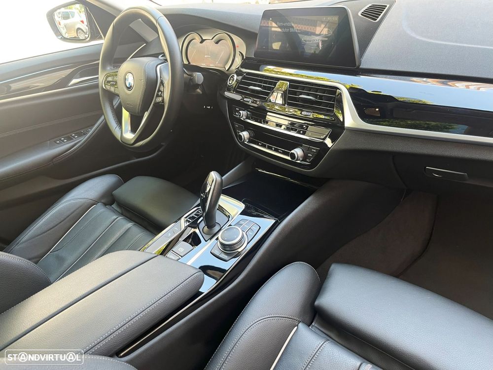 BMW 530 e iPerformance Line Sport - 13