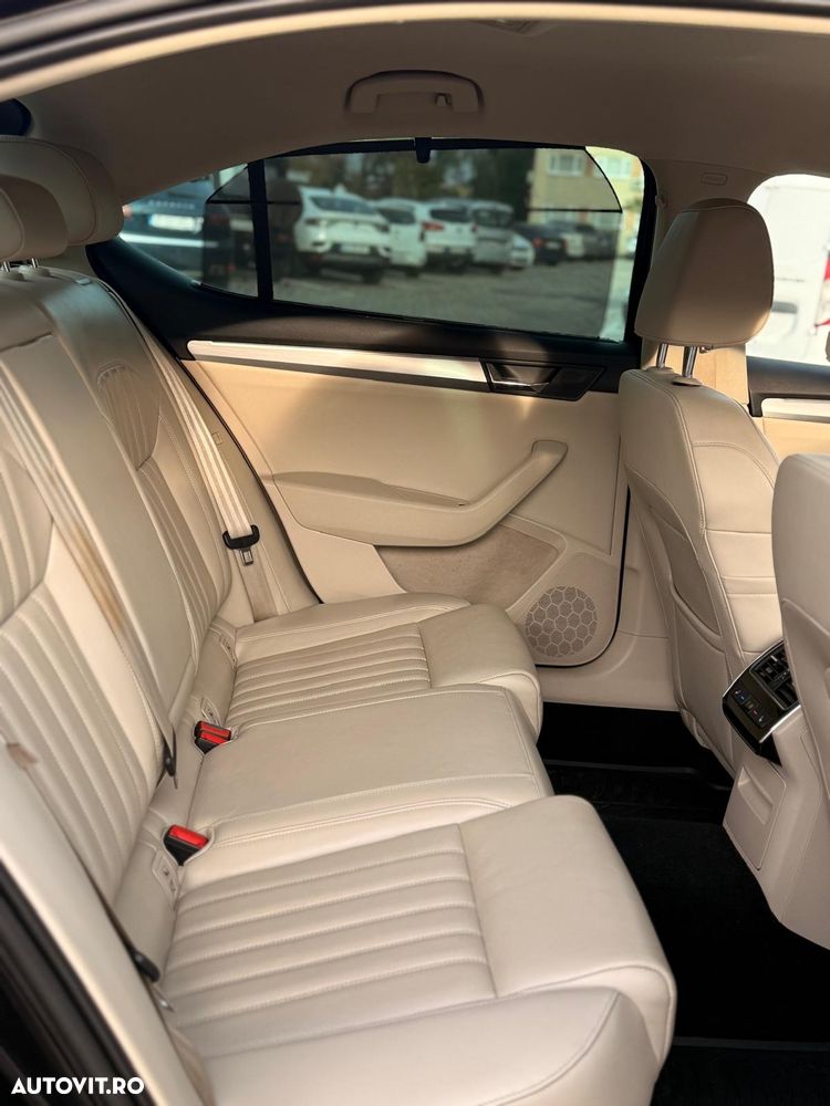 Skoda Superb 2.0 TDI 4x4 DSG Premium Edition - 22