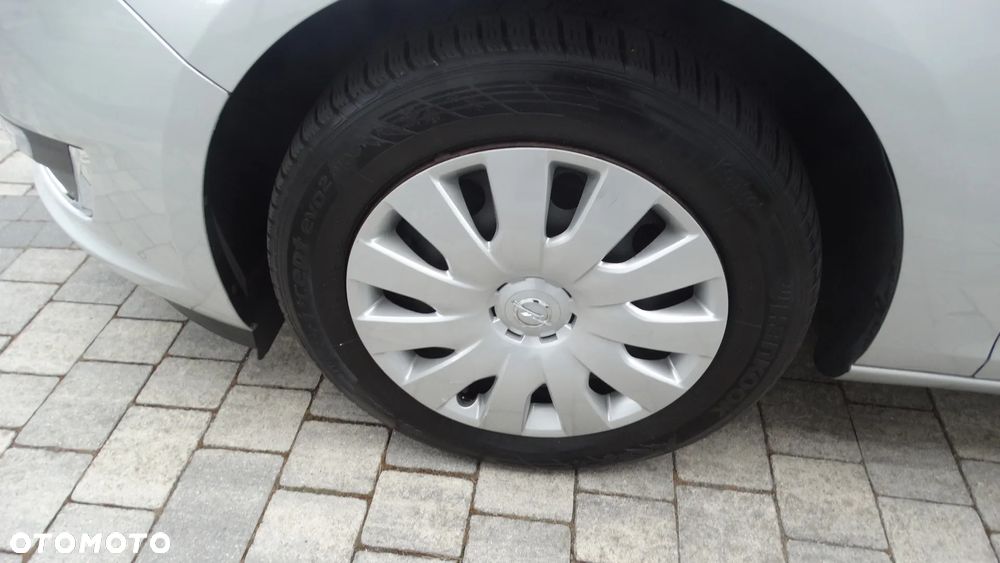 Opel Astra 1.4 T Enjoy - 9