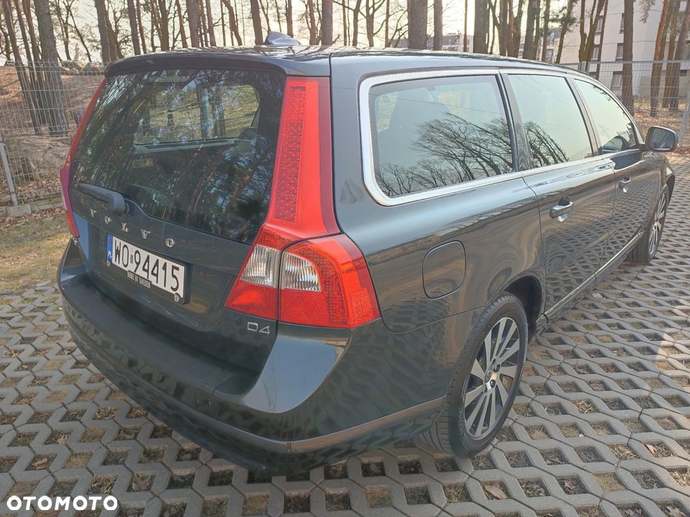 Volvo V70 D4 Geartronic Edition - 9