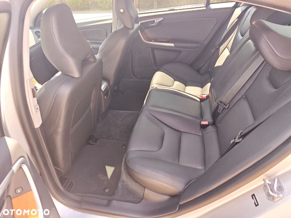 Volvo S60 - 35