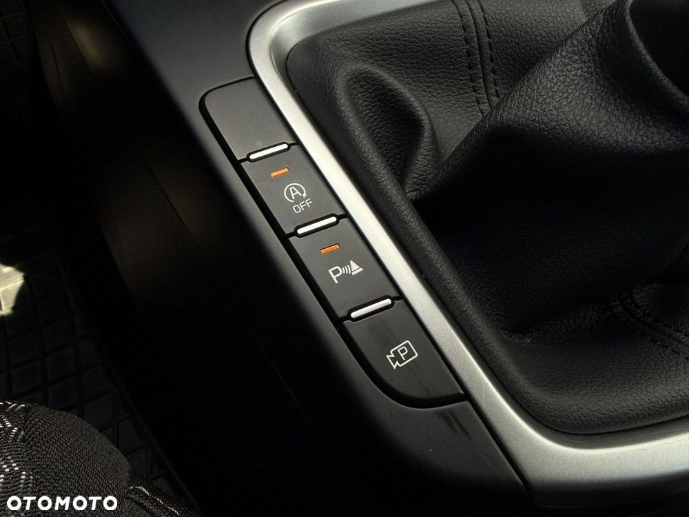 Kia Ceed 1.5 T-GDI M - 29