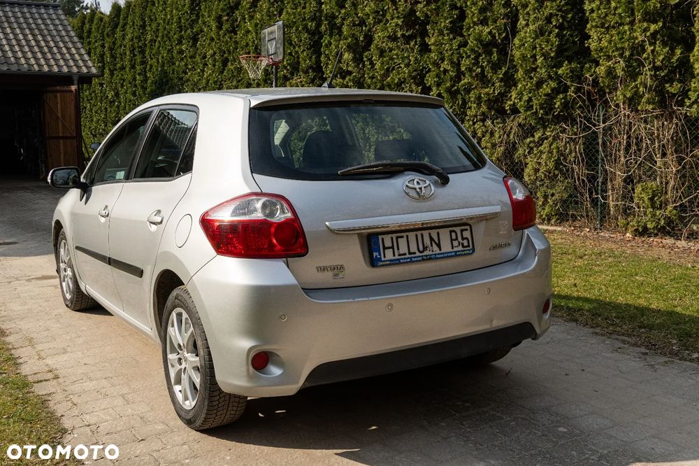 Toyota Auris 1.6 Premium - 5