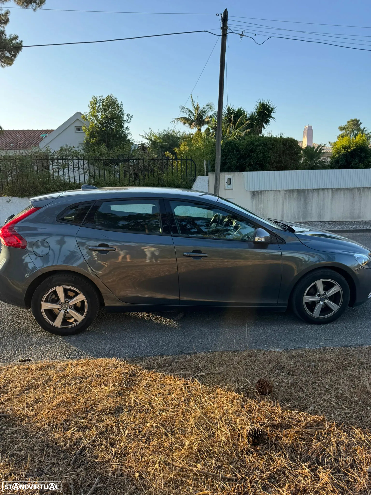 Volvo V40 1.6 D2 Eco Momentum - 19