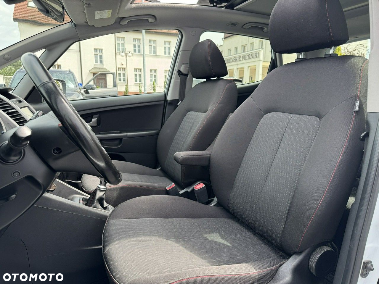 Kia Venga 1.6 Business Line - 12