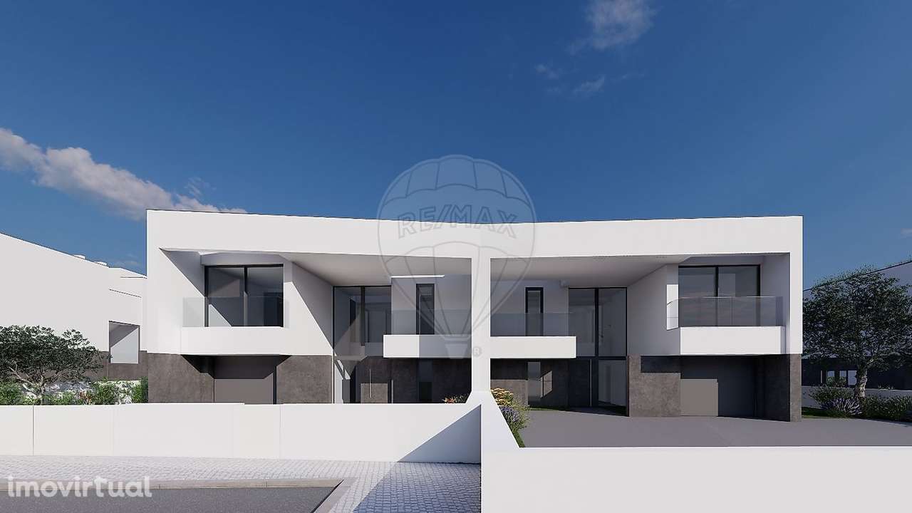 Moradia T4 para venda - Grande imagem: 2/6