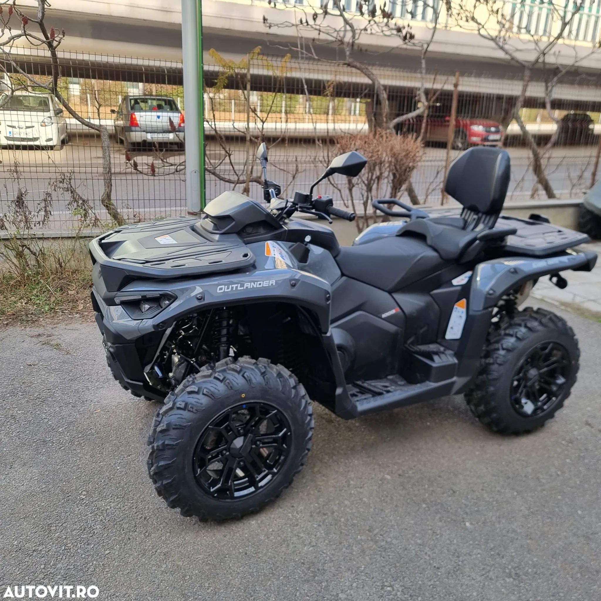 Can-Am Outlander Max - 1