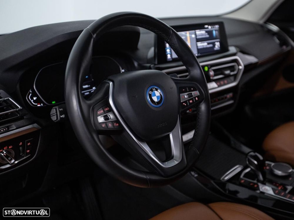 BMW X3 30 e xDrive - 18