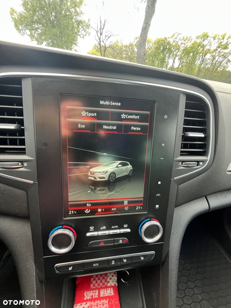 Renault Megane 1.5 dCi Limited EDC EU6 - 31