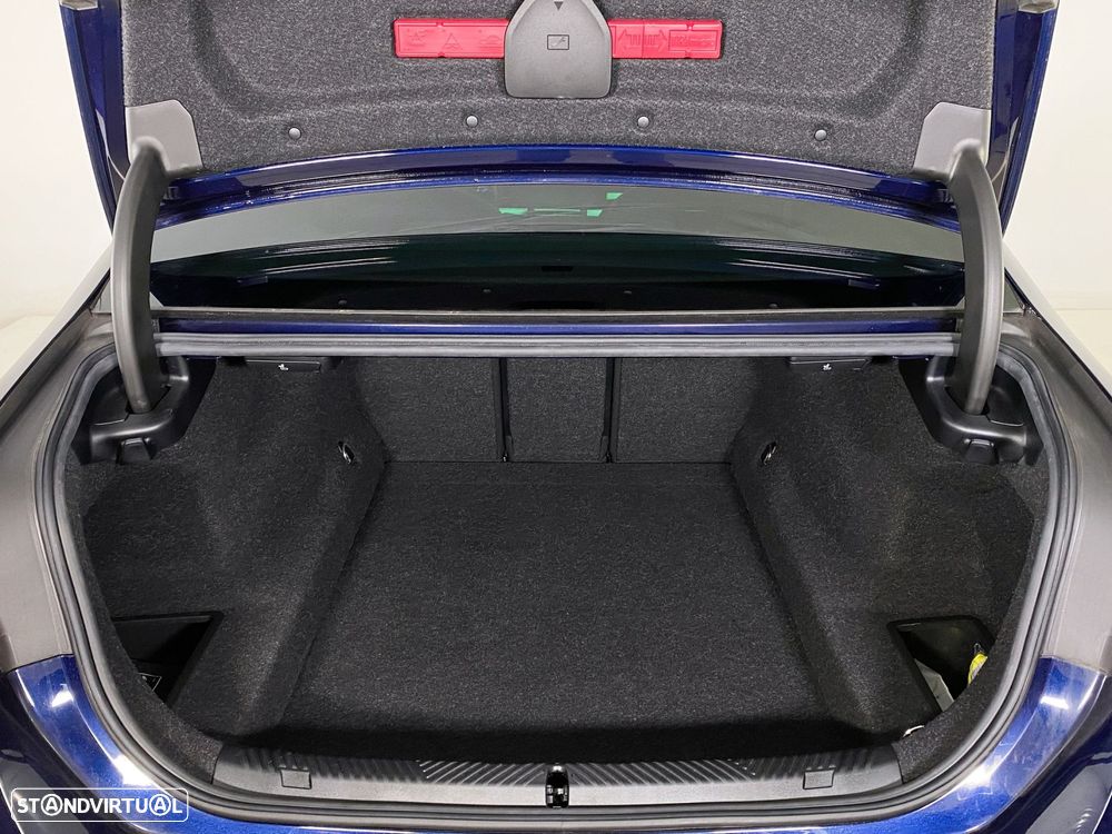 BMW 550 e xDrive Pack Desportivo M - 8