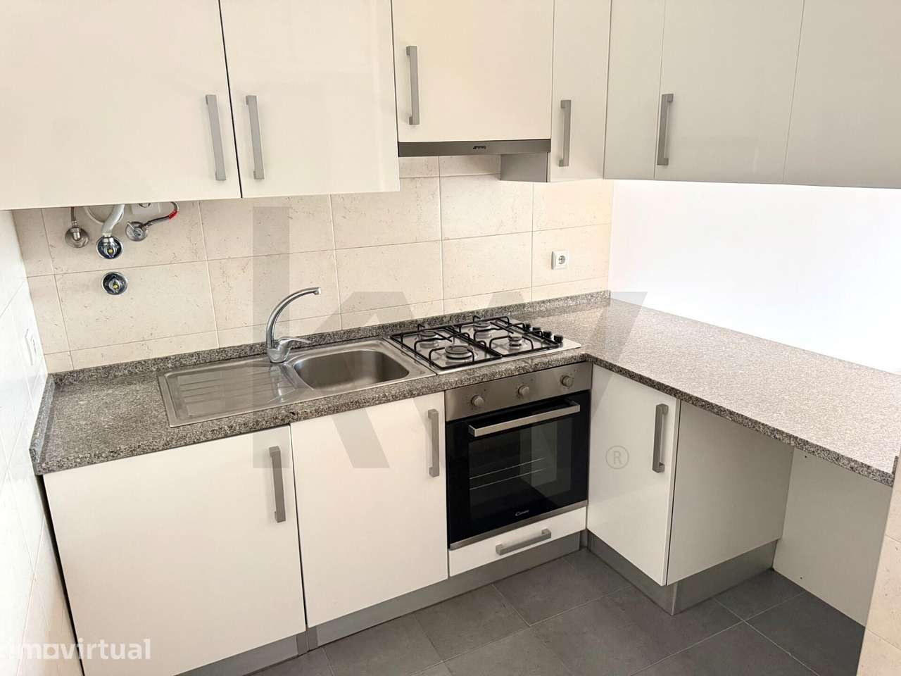 Apartamento T1 com Varanda e Elevador | Estefânia, Lisbo - Grande imagem: 2/18