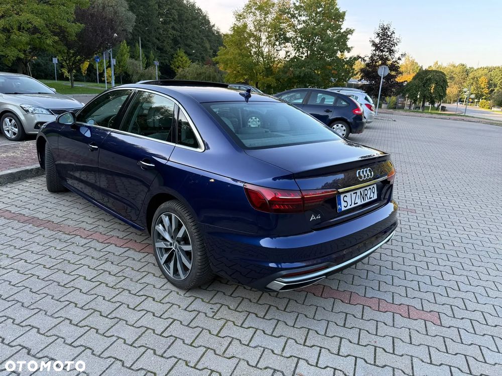 Audi A4 Limousine 40 TFSI S tronic - 4