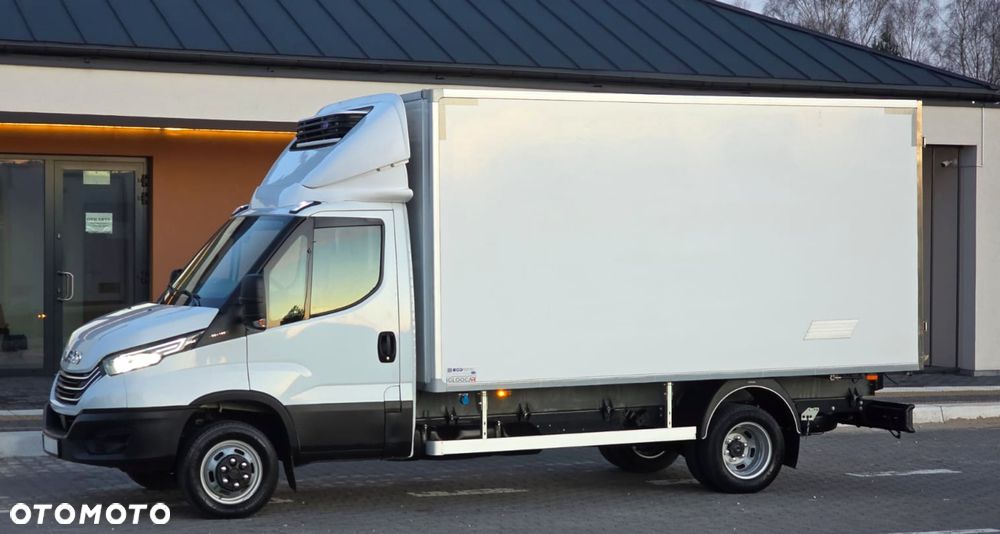 Iveco ❗️❗️DAILY 3.0 180Km 50C18 JAK NOWY ❗️❗️NOWY MODEL / CHŁODNIA MROŹNIA -32 +32 / ZASILANIE 230V / PIERWSZY WŁASCICIEL / NAVI / KAMERA COFANIA / FULL LED / TEMPOMAT AKTYWNY / BLIŹNIAKI / GRUBA SCIANKA / ZABUDOWA IGLOOCAR / AGREGAT CARRIER / WERSJA WZMOCNIONA / FULL OPCJA / SERWIS ASO / SALON POLSKA / 35C15 50C15 35C18❗❗ JAK Z SALONU - NOWY -❗❗ - 16