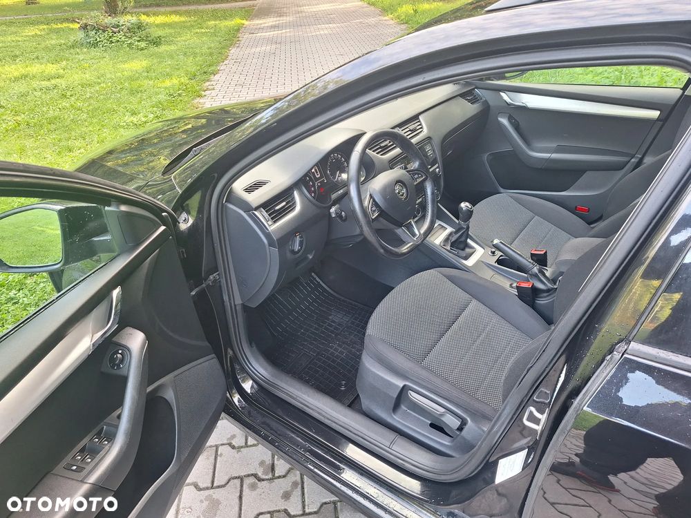 Skoda Octavia 1.6 TDI Ambition - 8