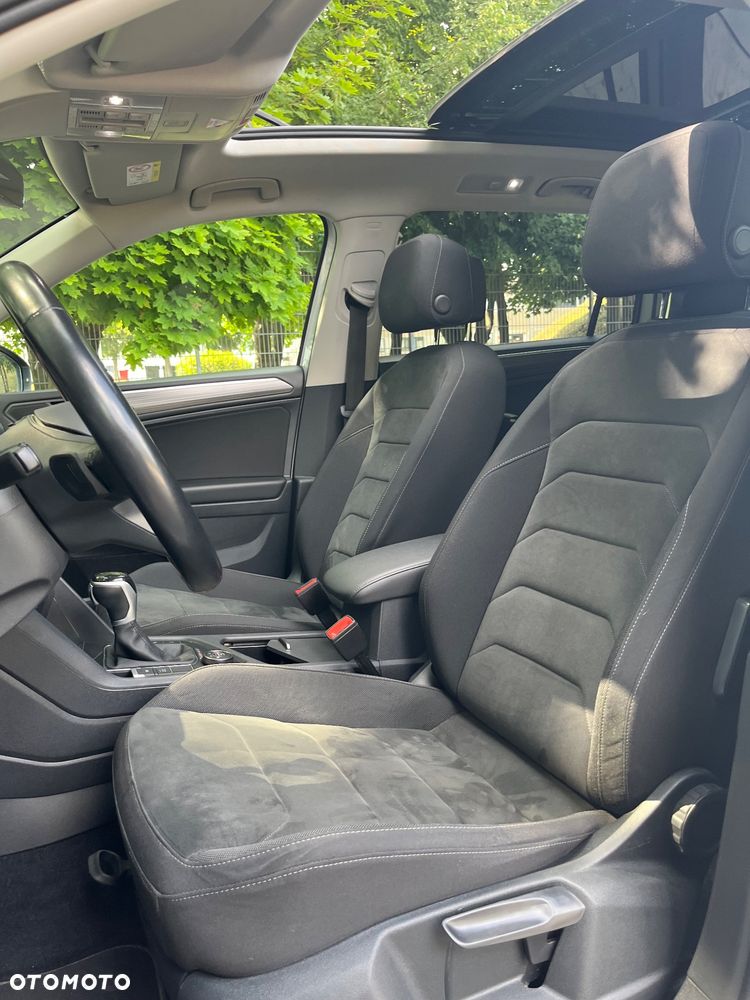 Volkswagen Tiguan Allspace 2.0 TSI 4Mot Elegance DSG - 24