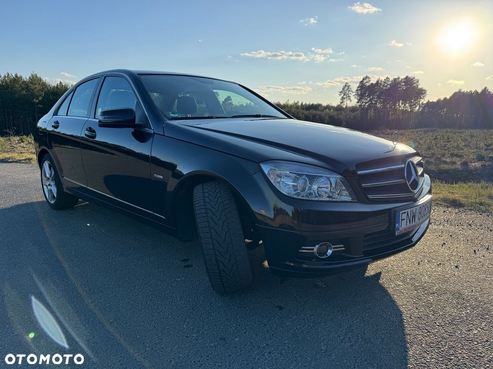 Mercedes-Benz Klasa C 180 Kompressor BlueEFFICIENCY - 1