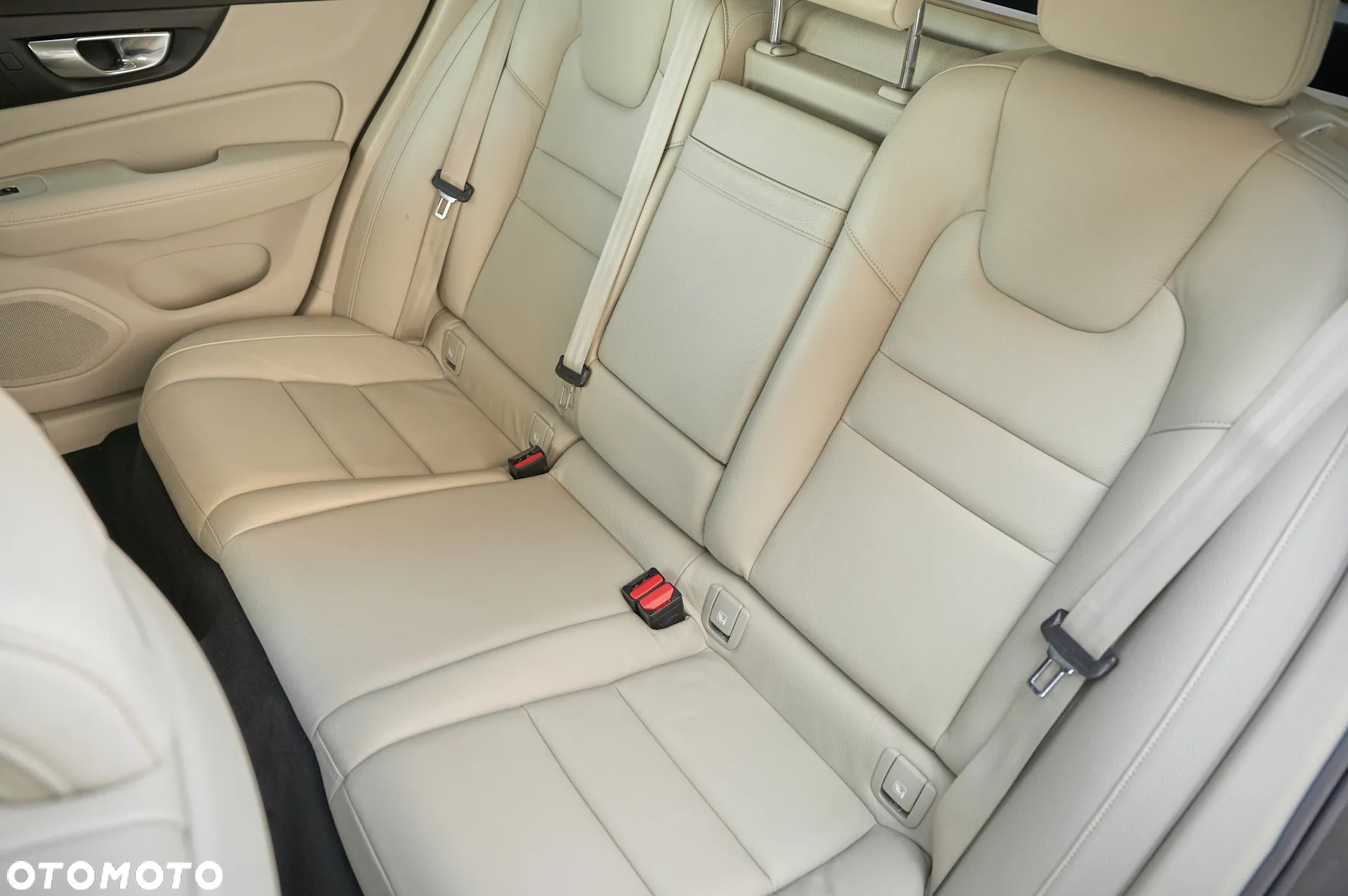 Volvo V60 - 32