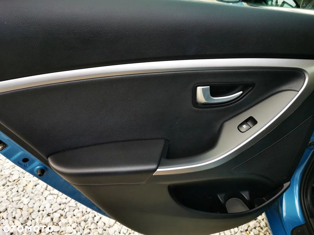 Hyundai i30 1.4 Comfort - 24