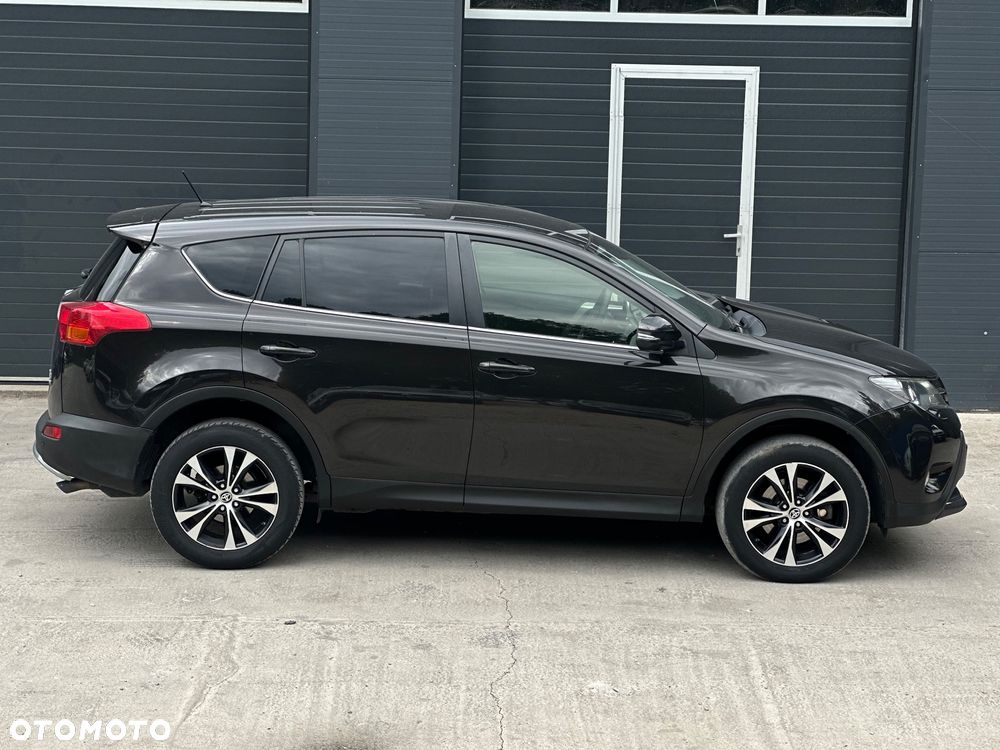 Toyota RAV4 2.0 D-4D Premium - 3