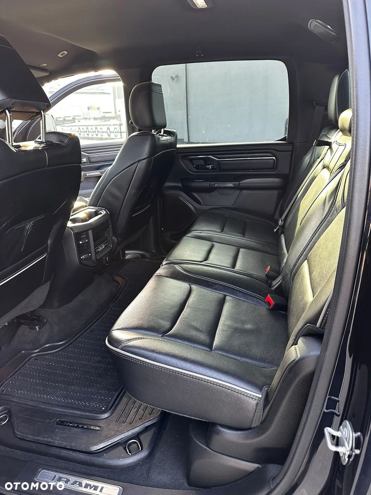 Dodge RAM 5.7 4x4 - 24