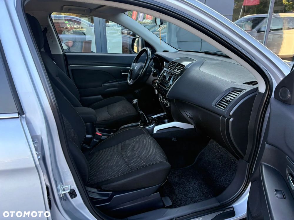 Mitsubishi ASX - 19