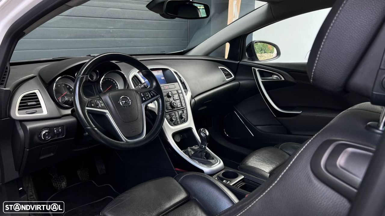 Opel Astra GTC 1.4 Turbo (ecoFLEX) S&S - 15