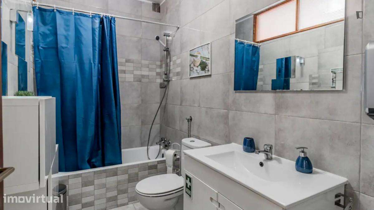 Apartamento com 2 quartos - localizado em Cedofeita Porto - Grande imagem: 2/14